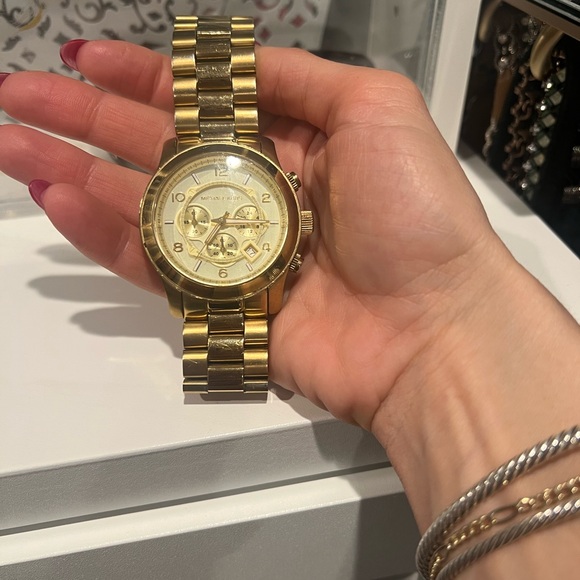 Michael Kors Oversized Runway Gold-Tone Watch